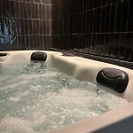 Hydra Haven L Sauna & Jacuzzi L Luxury Wellness Loft Катовице