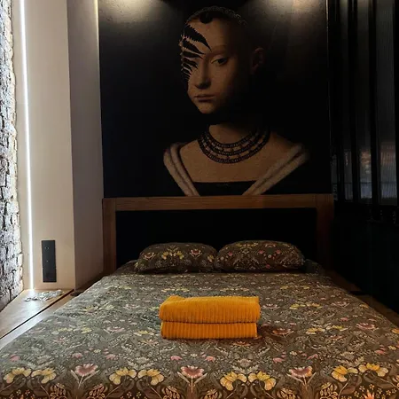 Hydra Haven L Sauna & Jacuzzi L Luxury Wellness Loft Lejlighed