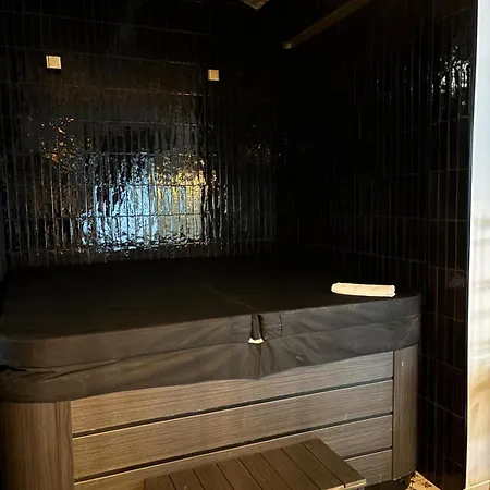 Lägenhet Hydra Haven L Sauna & Jacuzzi L Luxury Wellness Loft