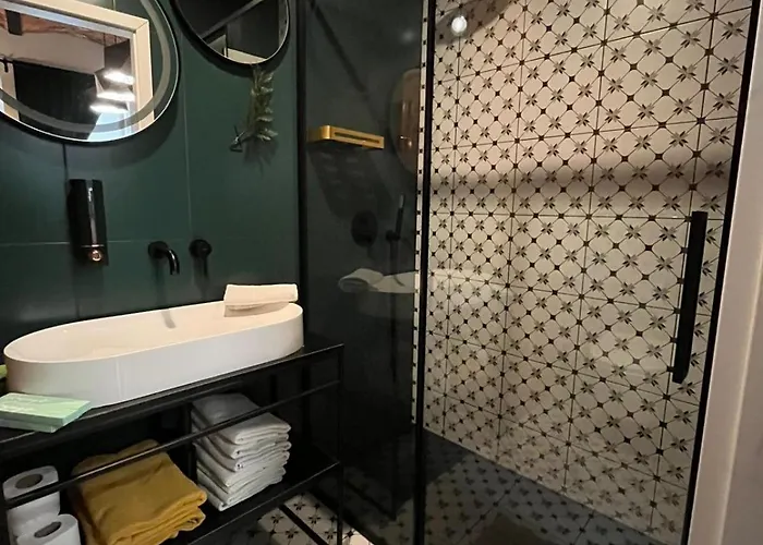 Lejlighed Hydra Haven L Sauna & Jacuzzi L Luxury Wellness Loft