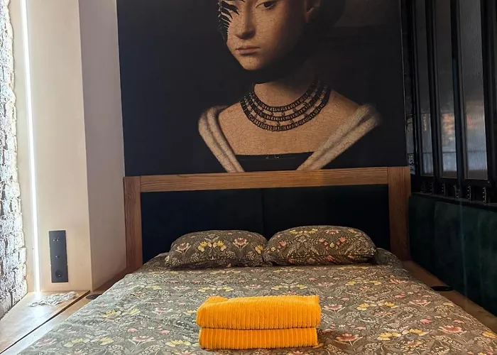 Hydra Haven L Sauna & Jacuzzi L Luxury Wellness Loft Lejlighed *