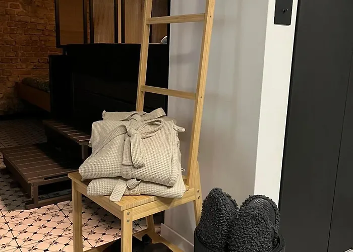 Hydra Haven L Sauna & Jacuzzi L Luxury Wellness Loft Катовице