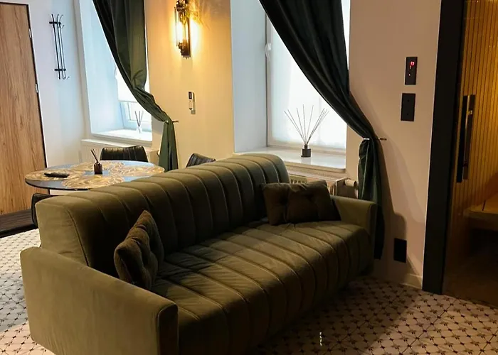 Hydra Haven L Sauna & Jacuzzi L Luxury Wellness Loft * Katowice