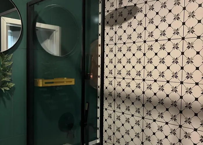 Lejlighed Hydra Haven L Sauna & Jacuzzi L Luxury Wellness Loft *