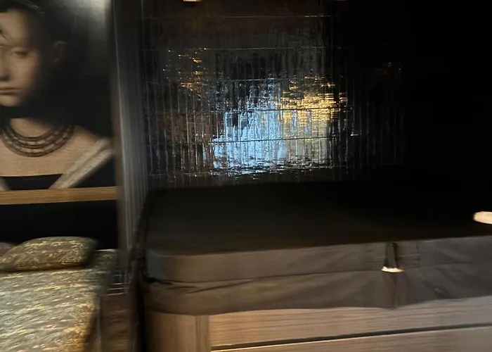 Hydra Haven L Sauna & Jacuzzi L Luxury Wellness Loft Апартаменты